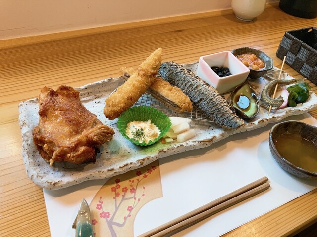 おにぎりと野菜のレストラン 千華>