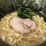 家系ラーメン 幸家 - 