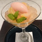 Lien - 【8品目】桃のパフェ仕立て