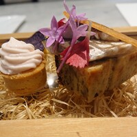 Lien - 【1品目】マッシュルームのシフォンケーキとイワシのマリネ