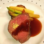 交詢社 食堂 - ビーフテンダーロインのポワレ　夏野菜のグリル/バルサミコソース