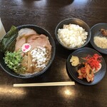 豚骨ラーメンとまぜそば 池めん - 