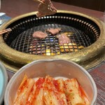 肉料理 安田 - シンプルな“キムチ” あまり辛くないところが素晴らしいのですが、食して約5分後位にツツツット額に汗が一筋。しかし、全く問題無し。めっちゃ美味いキムチです！