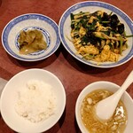 龍宝飯店 - 