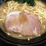 BAYSIDE RAMEN KINJI - チャーシューは大きめ。