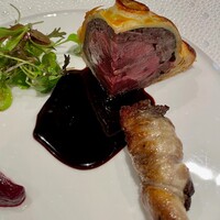 Artisan - 小鳩パイ包みと鴨のもも肉のソーセージ