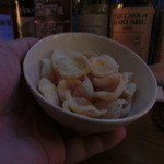 NEO SHOT BAR　深海の洞窟 - 付きだしだ