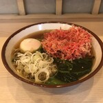 そばの神田 東一屋 - アサソバビンボー！　
      朝そば＋紅しょうが天！