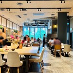 The Express - 朝食会場