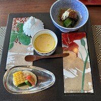 日本料理 初海 - 