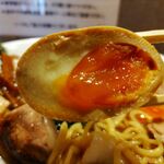 オランダ軒 - チャーシューメン（1400円）＋味玉（120円）