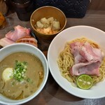 ヌードル＆スパイスカレー 今日の1番 - 