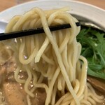 旋 - 硬めの中太麺