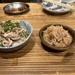 牛ホルモン串 吉村 - ミノと梅水晶