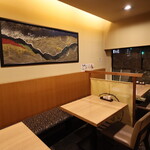 にぎり鮨 一五〇 - テーブル席