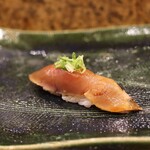 にぎり鮨 一五〇 - 藁焼きカツオ