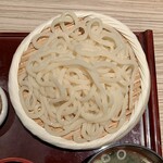 すりみや - ざるうどん＆網焼き丼 ¥940 のざるうどんの麺