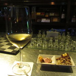 AquaBar Linden - 白！