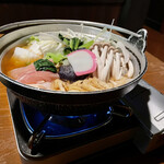 深谷花園温泉 花湯の森 - 沸騰したら、弱火で8分煮込みます。
●深谷煮ぼうとう　1,100円
（かやくご飯　デザート付き）