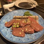 黒毛和牛焼肉 牛たつ - 