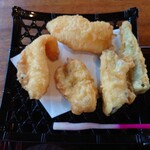 Wa Kyou An - ◯紋甲イカ
                      イカのコリコリ食感があり風味も良く
                      美味しい味わい。