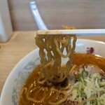 さっぽろ純連 札幌店 - 森住製麺の縮れ中太麺