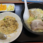 ラーメン 大和 - 