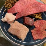 Yakinikunamonakimeitenheittounyuukonichimaiuriyakiniku - 