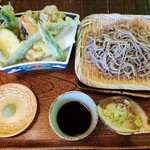 Kominka Sakaba Kinnekotei - 野菜天セイロ　1,100円