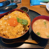 Kashiwaya - 月見親子丼とお味噌汁