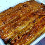 うなぎ 丸富 - うなぎ弁当(大盛) 3300円、タレ 1ヶ 30円