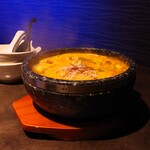Yakiniku Gokujou Gyuu - 旨辛海鮮スープ