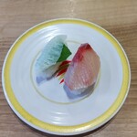 かっぱ寿司 大宮植竹店 - はまち・えんがわ二種　110円