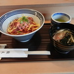 Sushiuosuke - 鉄火丼は厳選されたマグロのシンプルな味わいをどうぞ。　￥2,000