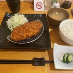 かつ信 - サービスランチ1000円