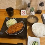 かつ信 - サービスランチ1000円
