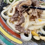 日の出製麺所 - 肉ぶっかけにアレンジ。