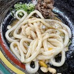 日の出製麺所 - 胡麻やネギも入れて。