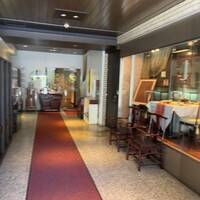 中国飯店 三田店 - 入り口の廊下