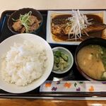 Tomoefugu Ryouriten - サバ味噌煮定食 税込700円