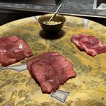 西麻布 焼肉 X - 