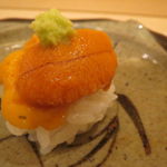 鮨 さいとう - 北海道のバフン雲丹握り1