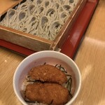 Echigotooka Machi Kojimaya - へぎそば３人前2880円、小盛りタレカツ丼580円