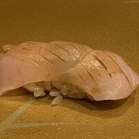 横浜 鮨 ふくじゅ - トロメダイ　背　握り