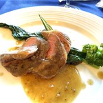 フランポネ - 子羊のモモ肉のロースト