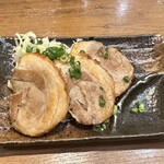 肉汁餃子のダンダダン - 炙りチャーシュー