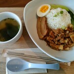 Cafe TRERON PERCH - 魯肉飯