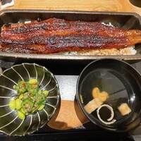 うなぎ四代目菊川 東京駅黒塀横丁店 - 