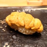 くろ﨑 - 唐津の内湾の赤雲丹