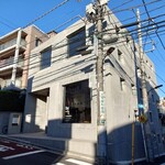 くろ﨑 - ビル地下2階